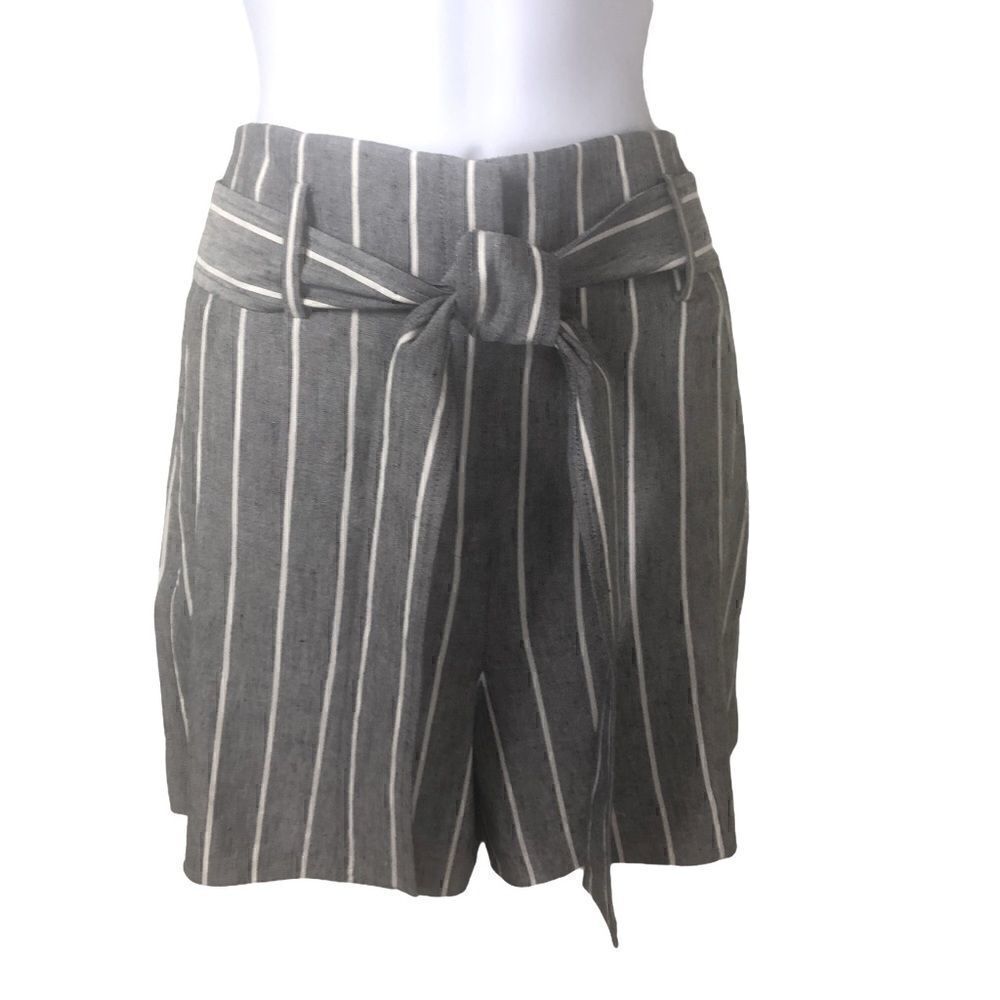 Women’s High Waisted Belted Theory Shorts. Size 4